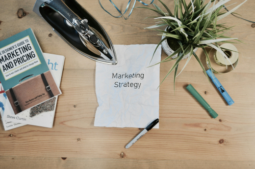 Leave Traditional Marketing Behind: 4 Reasons and Effective Strategies to Adopt